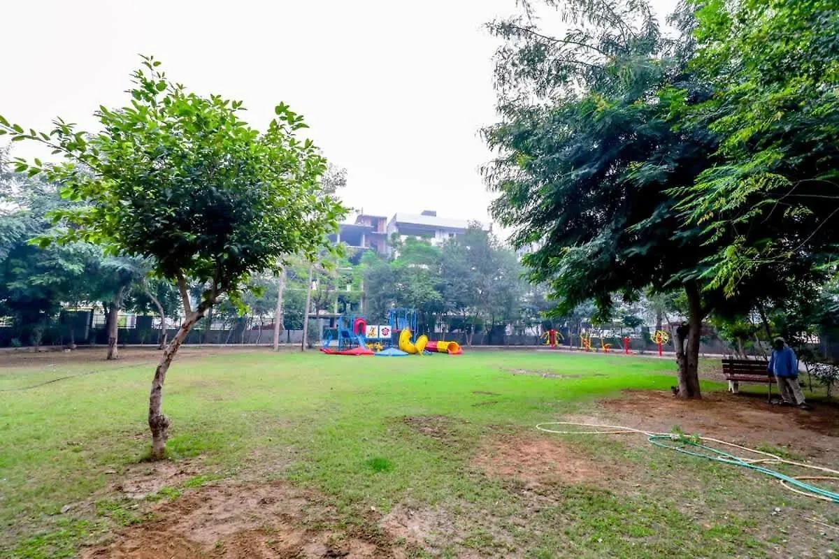 Eco-Chic Oasis In The City With Garden Gurgaon Appartamento